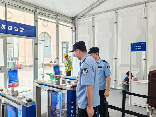 2024上海書展明日開幕 志愿者現(xiàn)場(chǎng)助力，購(gòu)票咨詢無(wú)憂